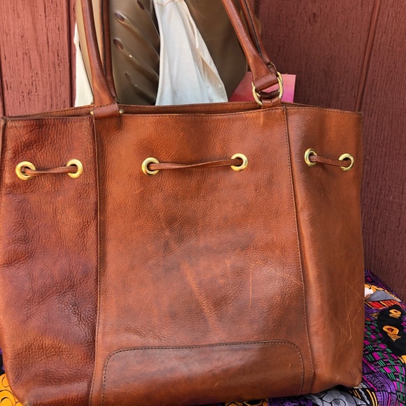 I Santi Tan leather distressed Bag purse tote Camel soft supple shopper books - Picture 7 of 11